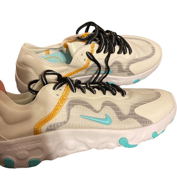 NIKE Renew Lucent Size 6.5 Women’s Sneakers - Picture 5 of 8